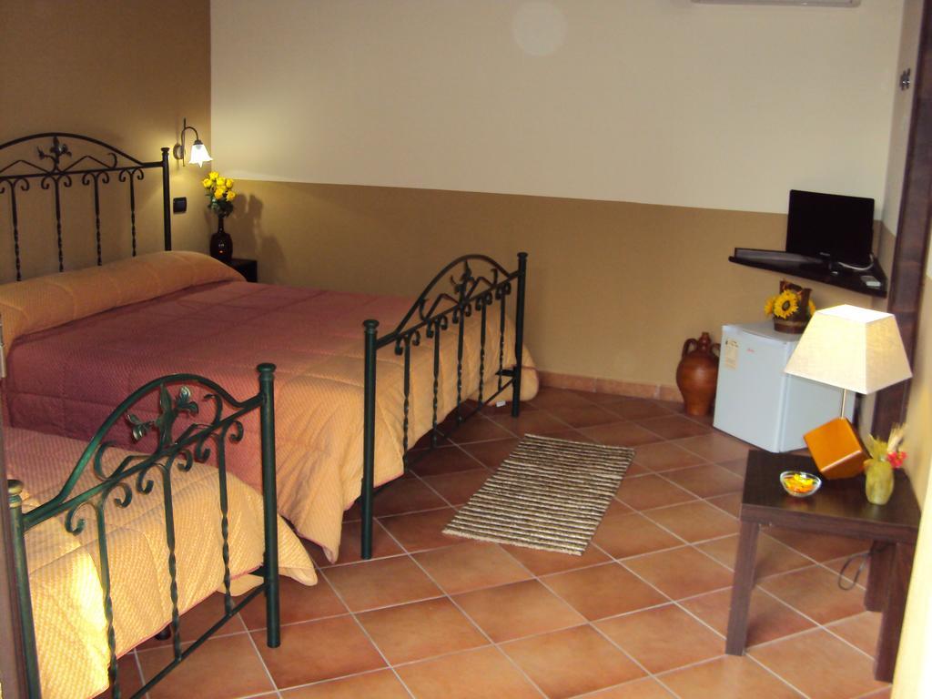 Agriturismo Il Pozzo Antico 마스칼리 외부 사진